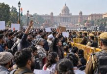 Protests in Delhi Grow as Youth Party Accuses Modi Government of Suppression